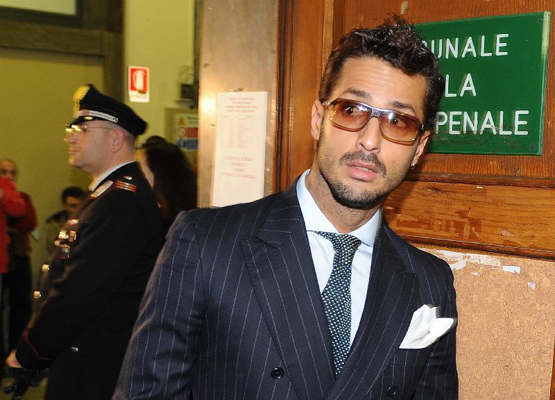 Fabrizio Corona Domenica Cinque Matrix