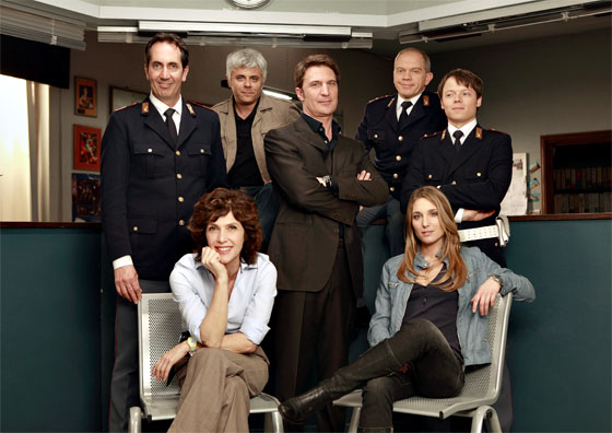 foto del cast di Distretto di polizia 11