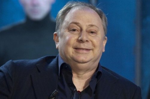 Lele Mora chiede soldi agli ex amici