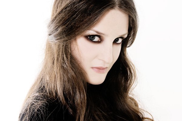 foto della cantante irene fornaciari