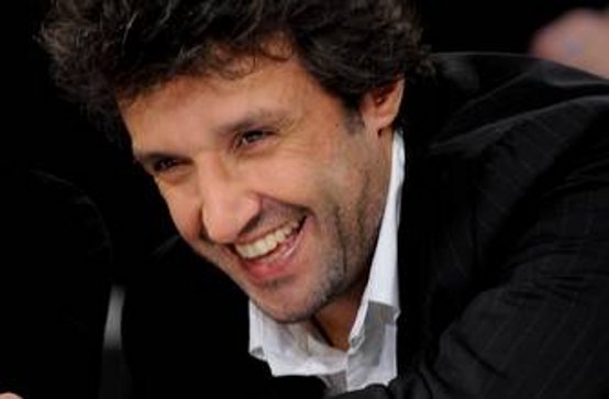 Il conduttore Flavio Insinna