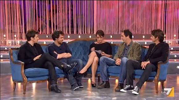 Serena Dandini intervista a Elio Germano e il cast di Diaz