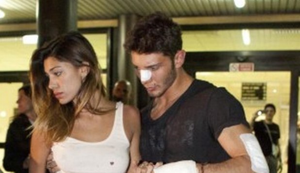 belen e stefano escono dall'ospedale