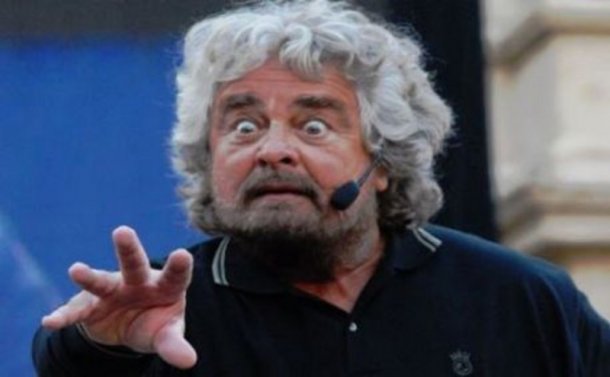 Grillo al centro dell'attenzione politica