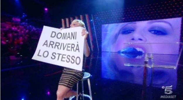 emma-marrone-belen-e-stefano