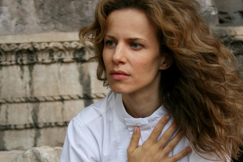 foto dell'attrice sonia bergamasco