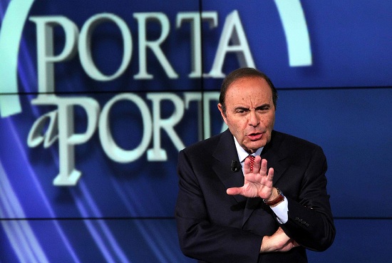 Bruno Vespa non fa giornalismo a Porta a Porta