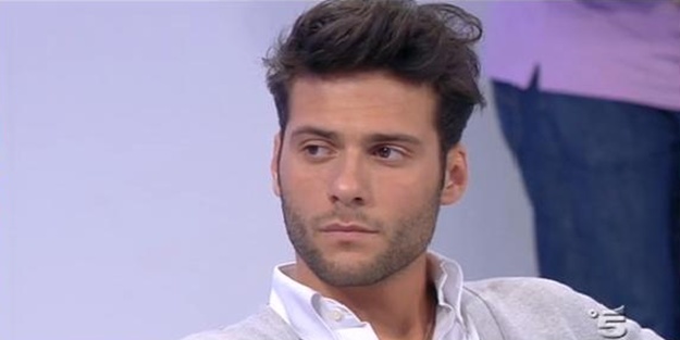 Passarelli tronista