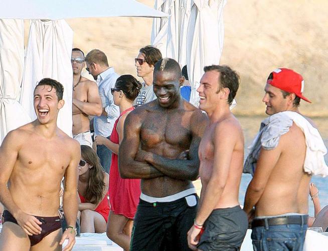 Mario Balotelli amici