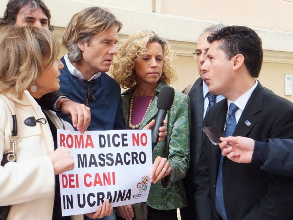 Animalisti contro gli Europei di calcio