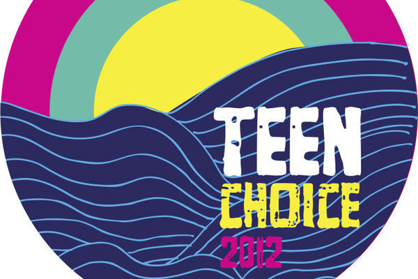 Logo di Teen Choice Awards 2012 vincitori: Simon Cowell e X Factor