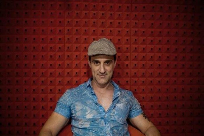 Aniello Arena nel confessionale del film Reality di Matteo Garrone