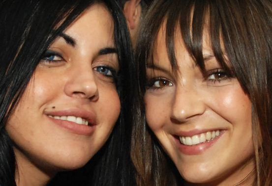 Foto di Veronica Ciardi e Sarah Nile insieme in un servizio fotografico