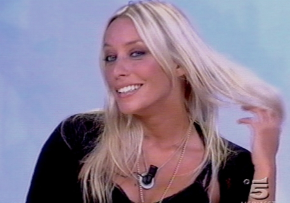 Foto Karina Cascella Uomini e Donna