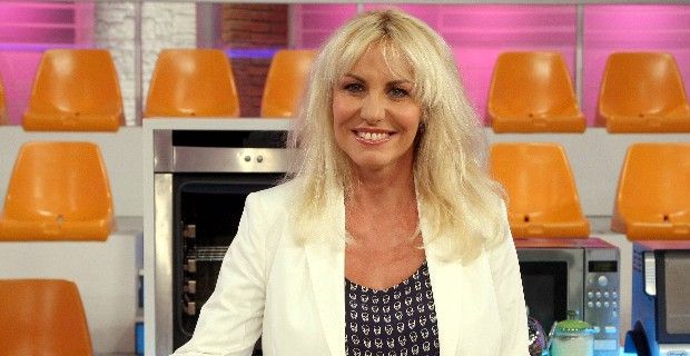 antonella clerici foto studio la prova del cuoco sognando miss italia