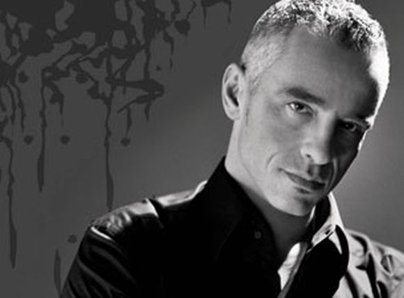 Foto di Eros Ramazzotti, cantante italiano