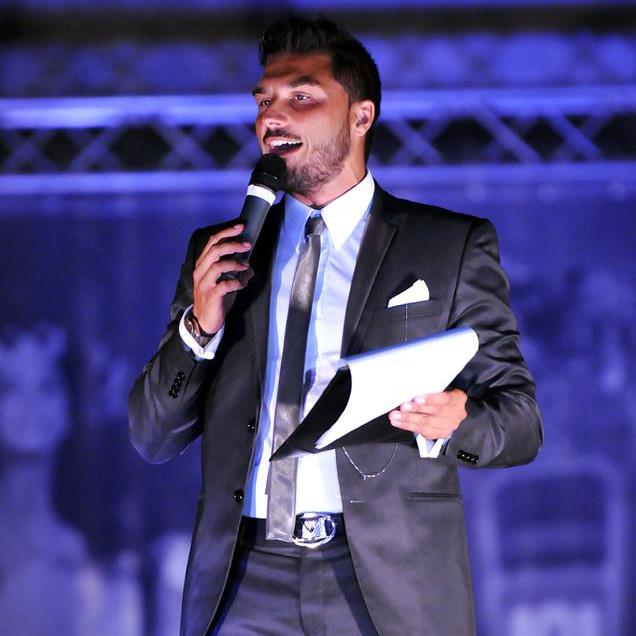 giovanni conversano presenta le selezioni pugliesi di Miss Italia