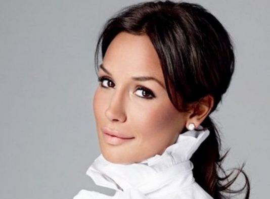 Nicole Minetti, servizio fotografico