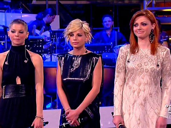 Emma, Alessandra e Annalisa al serale di Amici