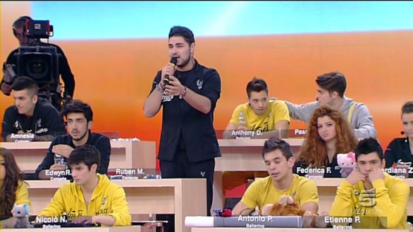 Foto esibizione di Ruben ad Amici 12