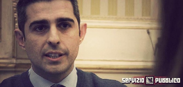 Il sindaco di Parma Federico Pizzarotti