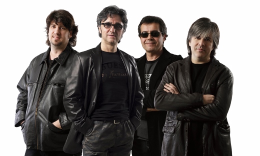 foto gruppo musicale stadio