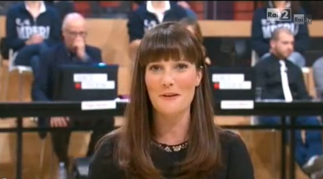 foto di victoria cabello a quelli che