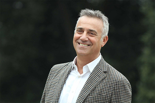 foto di massimo ghini