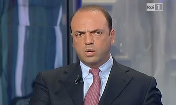 L'Arena, Raiuno, con Angelino Alfano