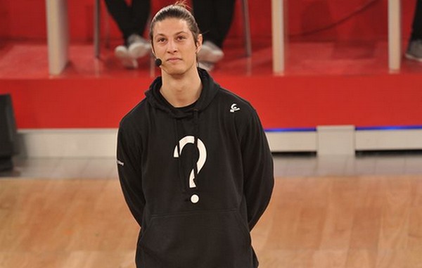 Nick vince la sfida