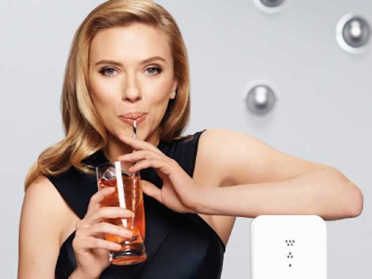Scarlett Johansson, testimonial di SodaStream