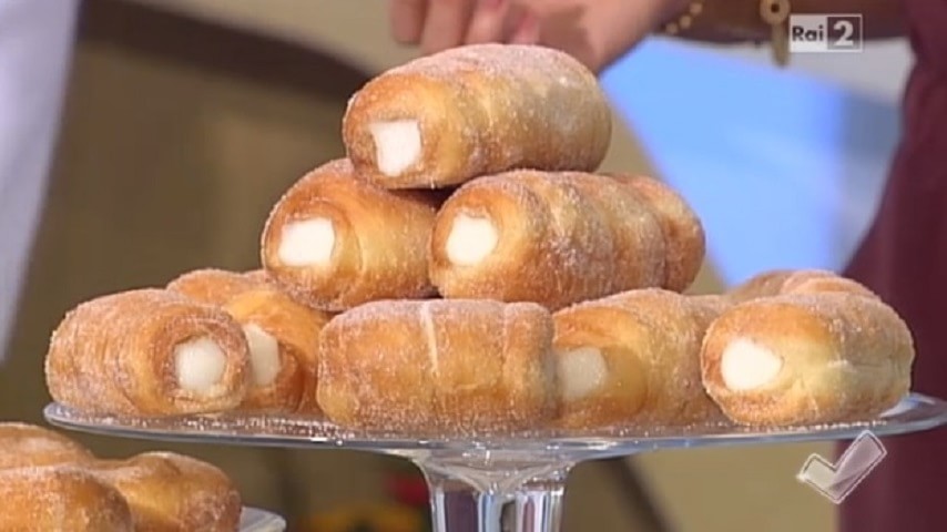 foto cartocci siciliani di carnevale