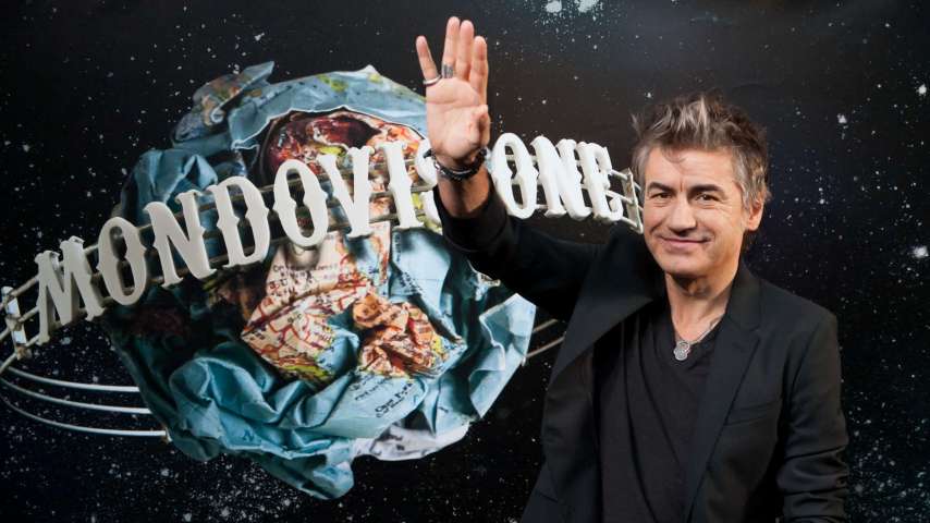 Foto Ligabue in Asia