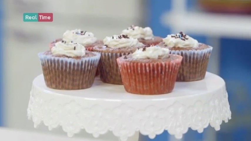foto muffin con gocce di cioccolato e muesli