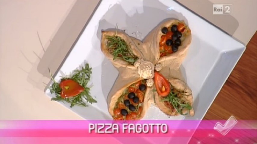 foto pizza fagotto