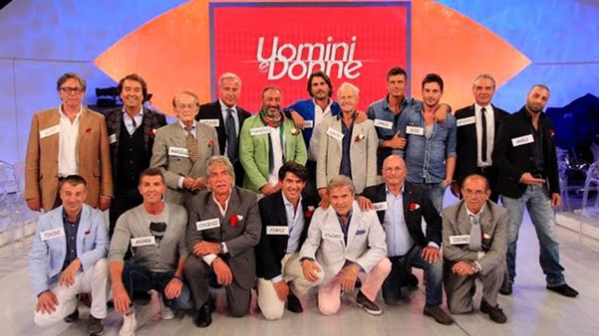 foto uomini e donne trono over