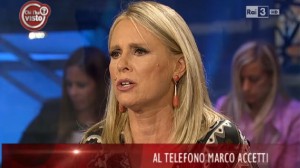 foto Federica Sciarelli al telefono con Accetti