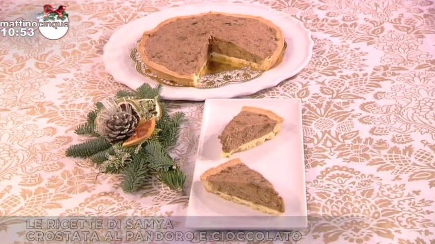 foto crostata al pandoro e cioccolato