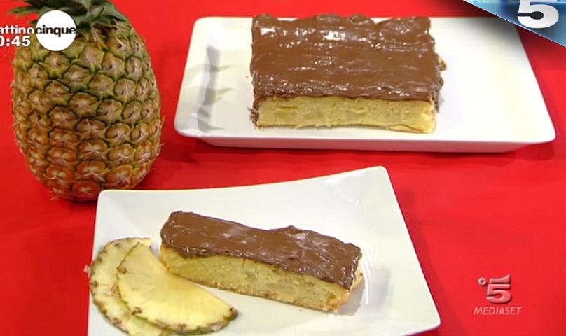 foto torta all'ananas Mattino 5