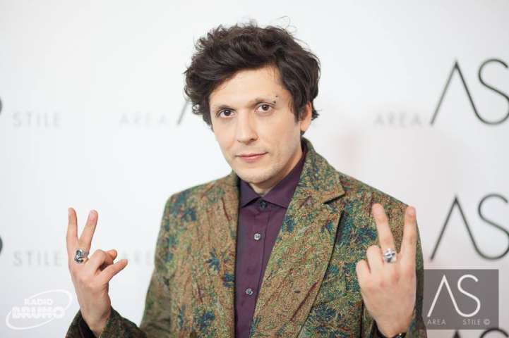 foto ermalmeta amici16