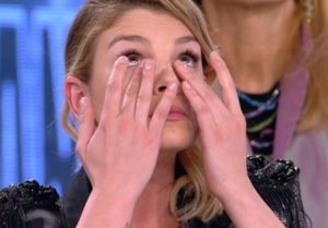 Foto Emma Marrone lacrime Amici16