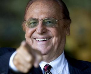 Foto Renzo Arbore Indietro Tutta