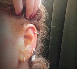 Foto nuovo piercing di Alessia Marcuzzi