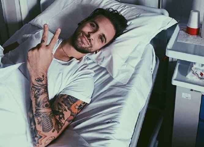 Foto Alessio Bernabei all'ospedale