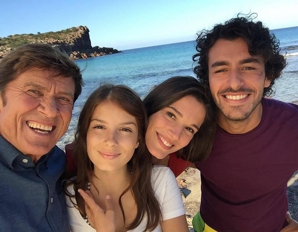 Foto L'isola di Pietro cast