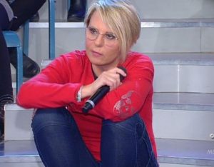 foto Maria De Filippi a Uomini e Donne