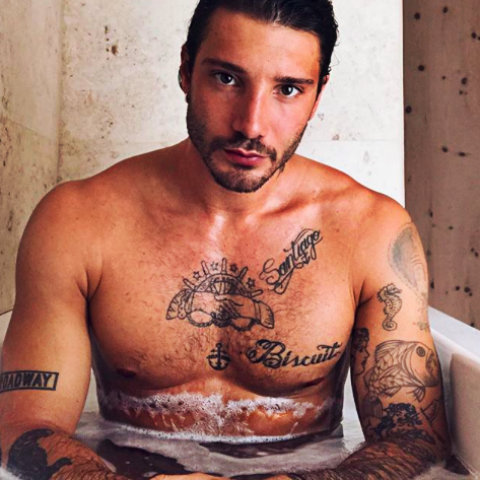 foto Stefano de martino nudo