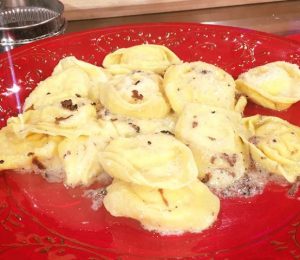 foto ravioli ricotta, prosciutto e tartufo