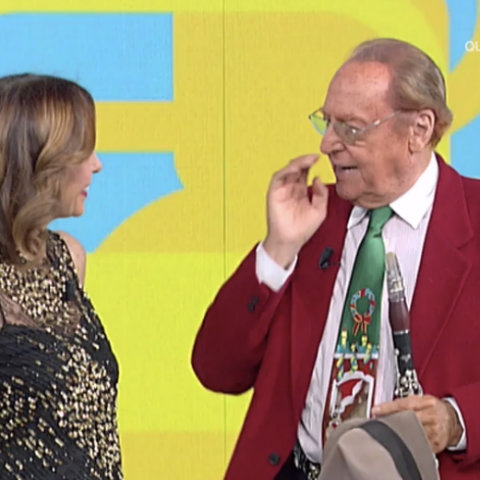 foto renzo arbore malato domenica in