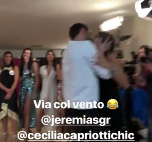 foto bacio tra jeremias e cecilia capriotti